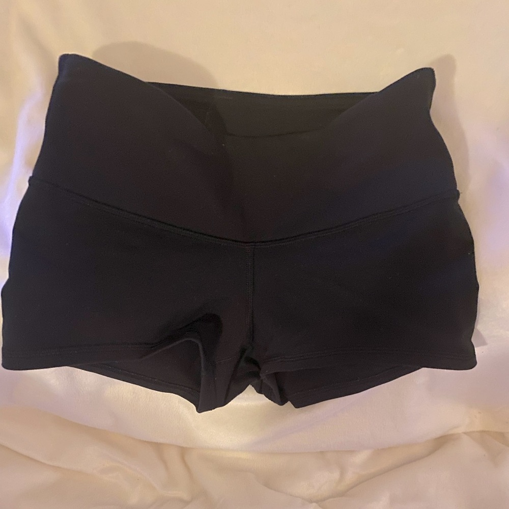 Lulumon black shorts size 4